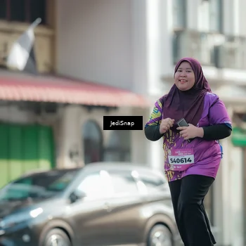 Runner Photo 5913439