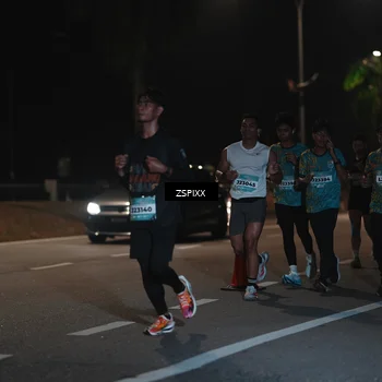 Runner Photo 5913440