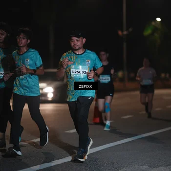 Runner Photo 5913463