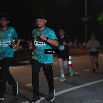 Runner Photo 5913473