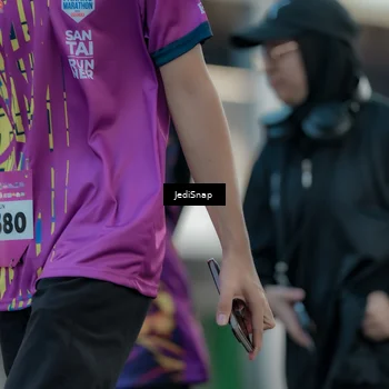 Runner Photo 5913478