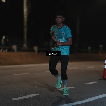 Runner Photo 5913628