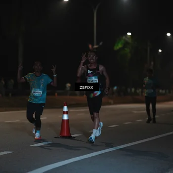 Runner Photo 5913636