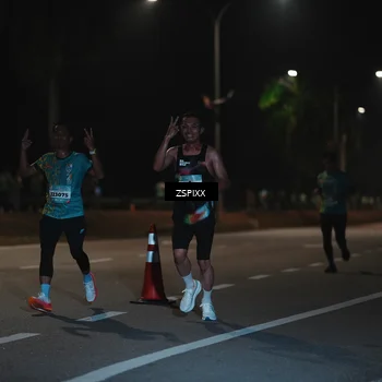 Runner Photo 5913640