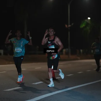 Runner Photo 5913648