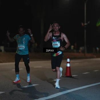 Runner Photo 5913655