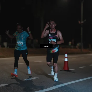 Runner Photo 5913660