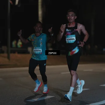 Runner Photo 5913671