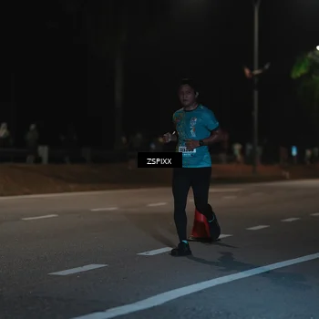 Runner Photo 5913685