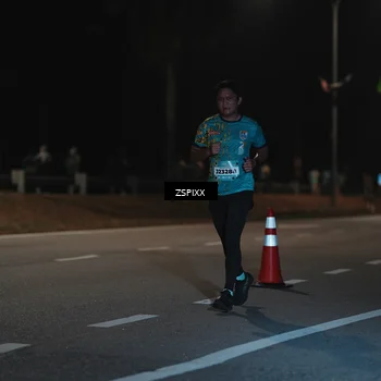 Runner Photo 5913688