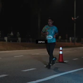 Runner Photo 5913696