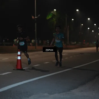 Runner Photo 5913736