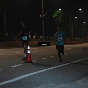 Runner Photo 5913744