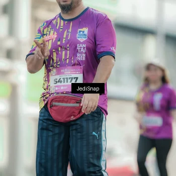 Runner Photo 5913755