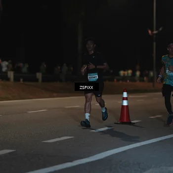 Runner Photo 5913764