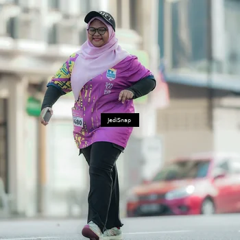 Runner Photo 5913768