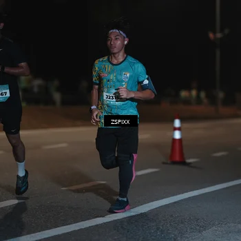 Runner Photo 5913795