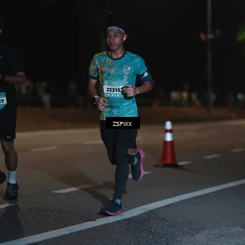 Runner Photo 5913796