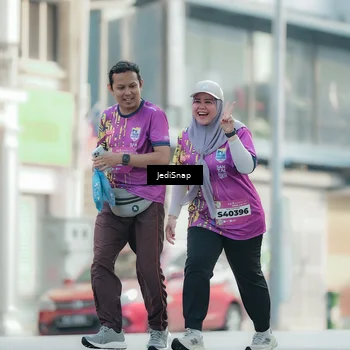 Runner Photo 5913857