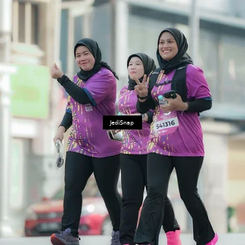 Runner Photo 5913874