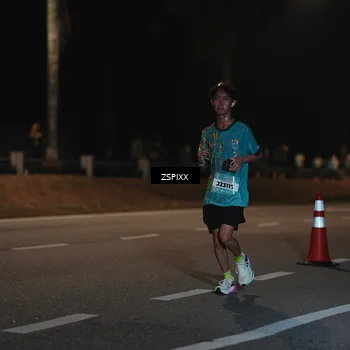 Runner Photo 5913875