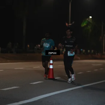 Runner Photo 5913896