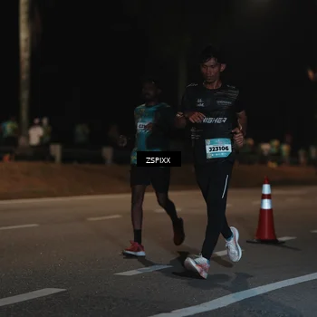 Runner Photo 5913925