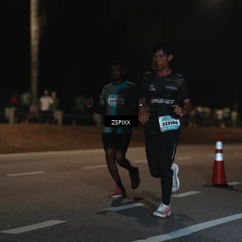 Runner Photo 5913928