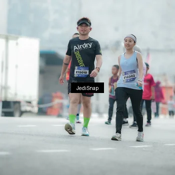 Runner Photo 5913945
