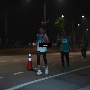 Runner Photo 5913946
