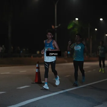Runner Photo 5913947