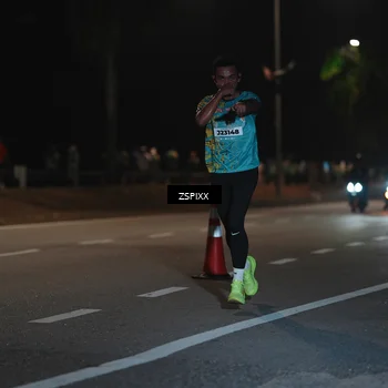 Runner Photo 5914010