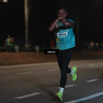 Runner Photo 5914028