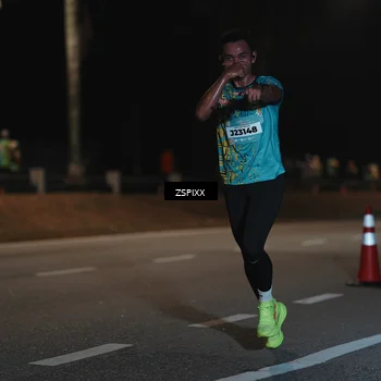 Runner Photo 5914029