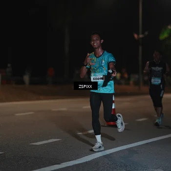 Runner Photo 5914049