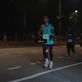 Runner Photo 5914051