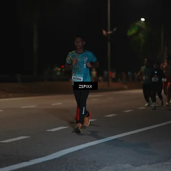Runner Photo 5914344