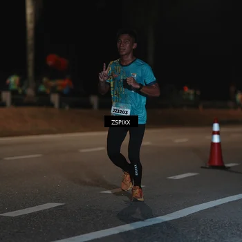 Runner Photo 5914363