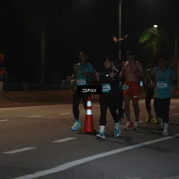Runner Photo 5914387