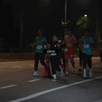 Runner Photo 5914390