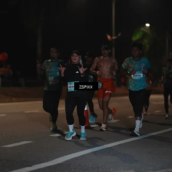 Runner Photo 5914393