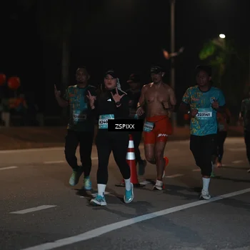 Runner Photo 5914396