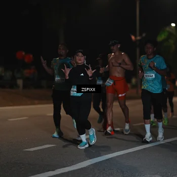 Runner Photo 5914399