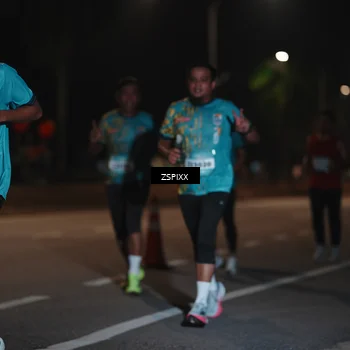 Runner Photo 5914429
