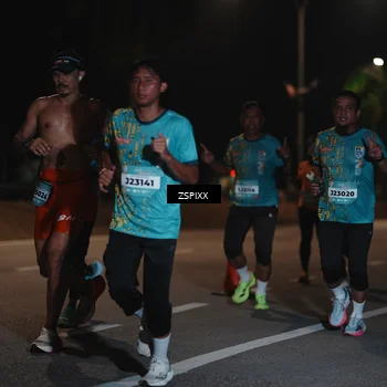 Runner Photo 5914450