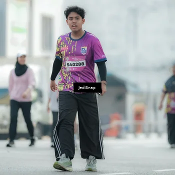 Runner Photo 5914504