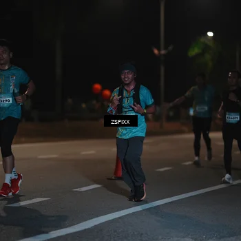 Runner Photo 5914531