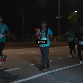 Runner Photo 5914533