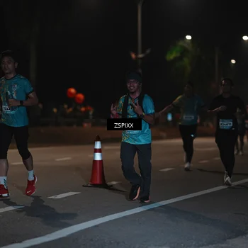 Runner Photo 5914546