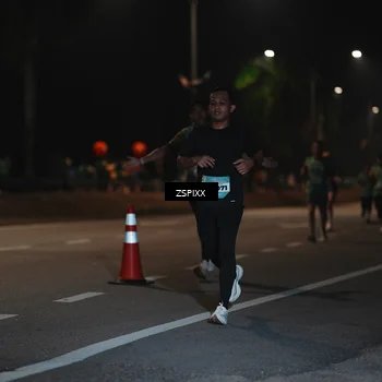 Runner Photo 5914553